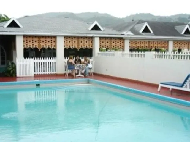 Village Hotel Ότσο Ρίος 3*,