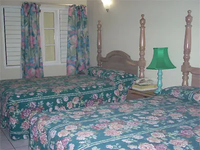 Village Hotel Ocho Rios