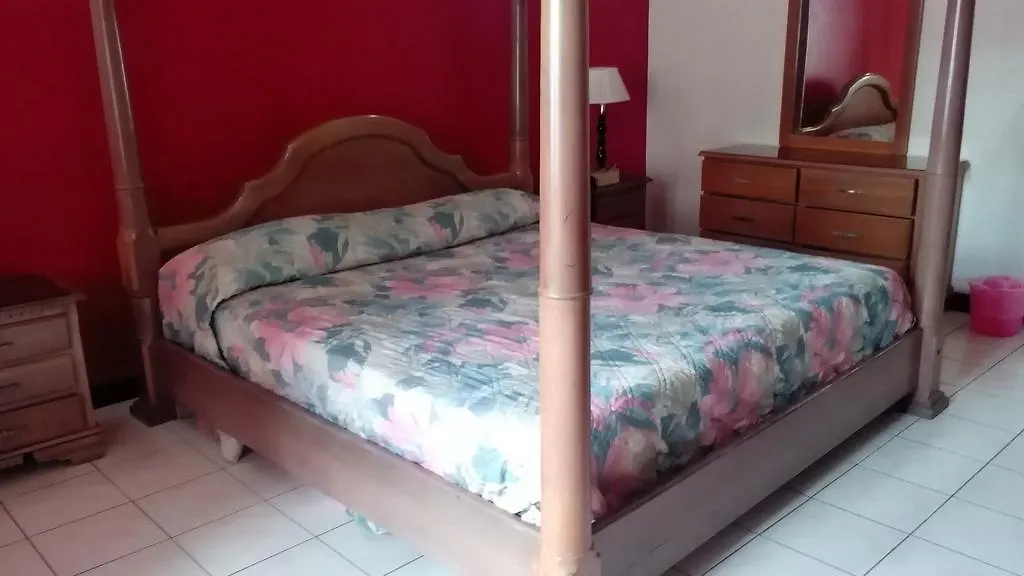***  Village Hotel Ocho Rios Giamaica